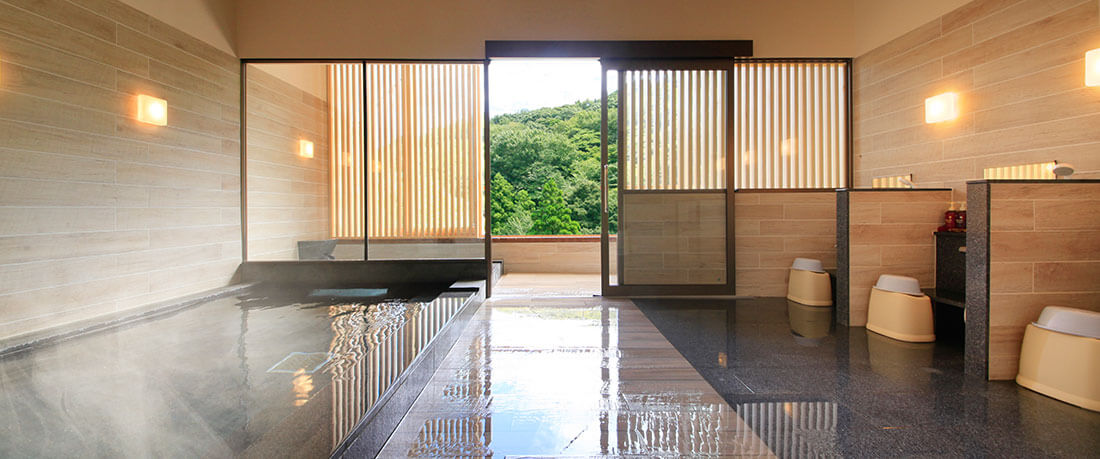 Large public hot spring bath Hoshi no yu
