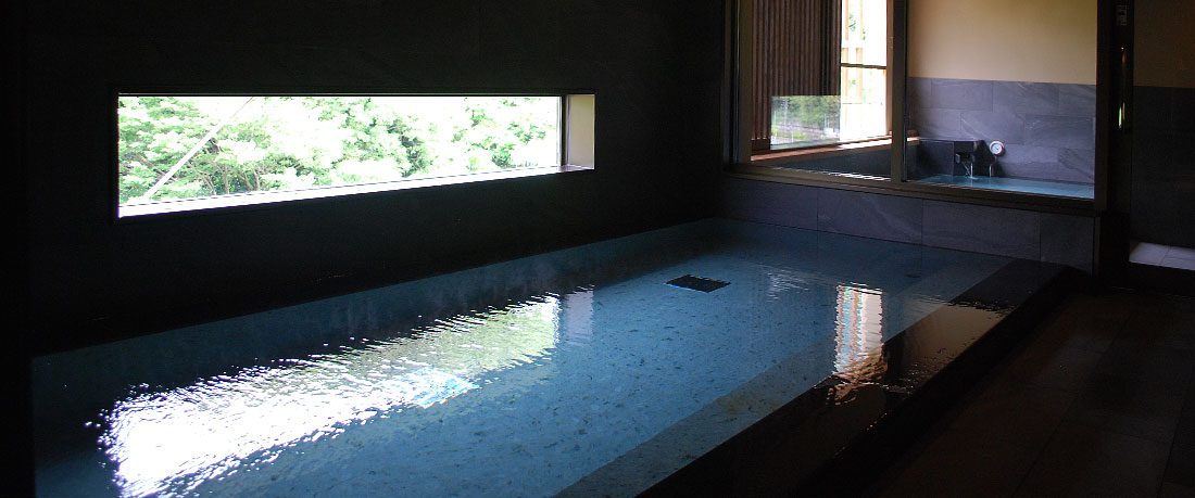 Large public hot spring bath Tsuki no yu