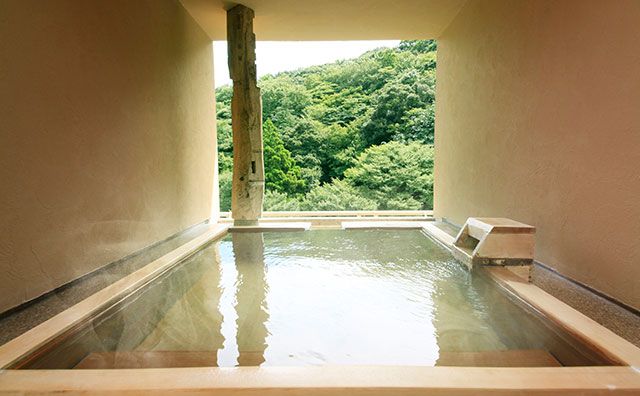 Chartered open-air hot spring Shirasagi