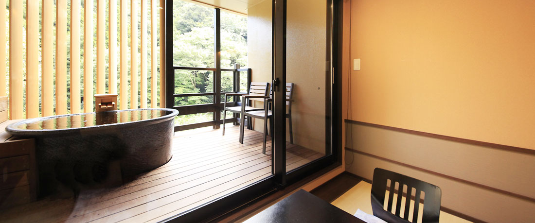 Japanese-style Room with Open-air Bath