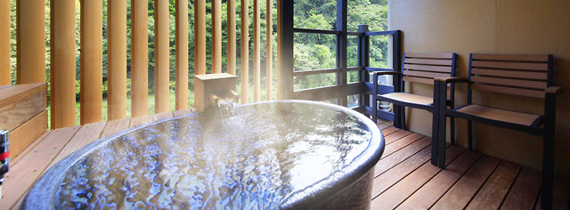 Japanese-style Room with Open-air Bath